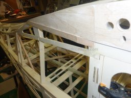 Fuselage construction (122)